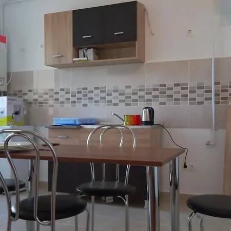 Brand New Apartament, Street Augustin Coman Nr 8-10,bloc C1